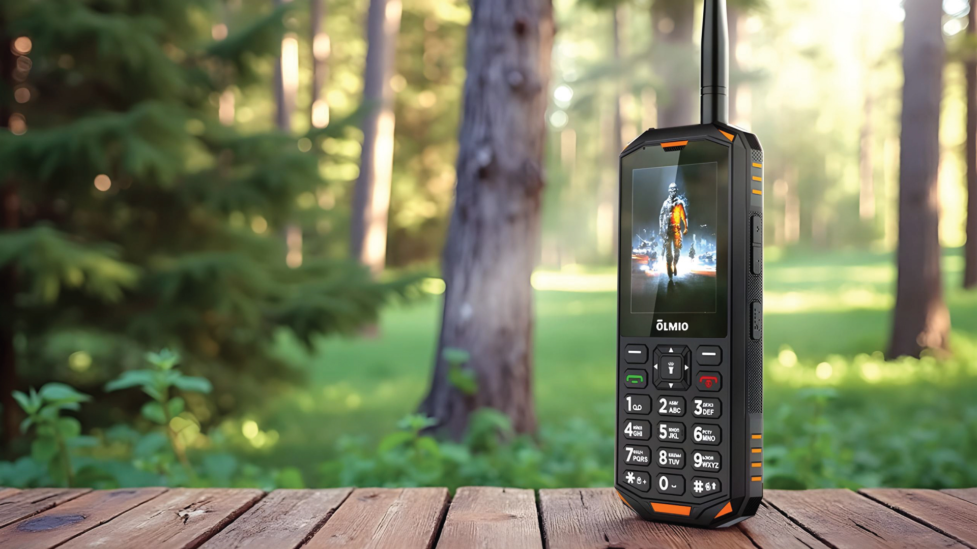 Телефон Olmio X15 на улице